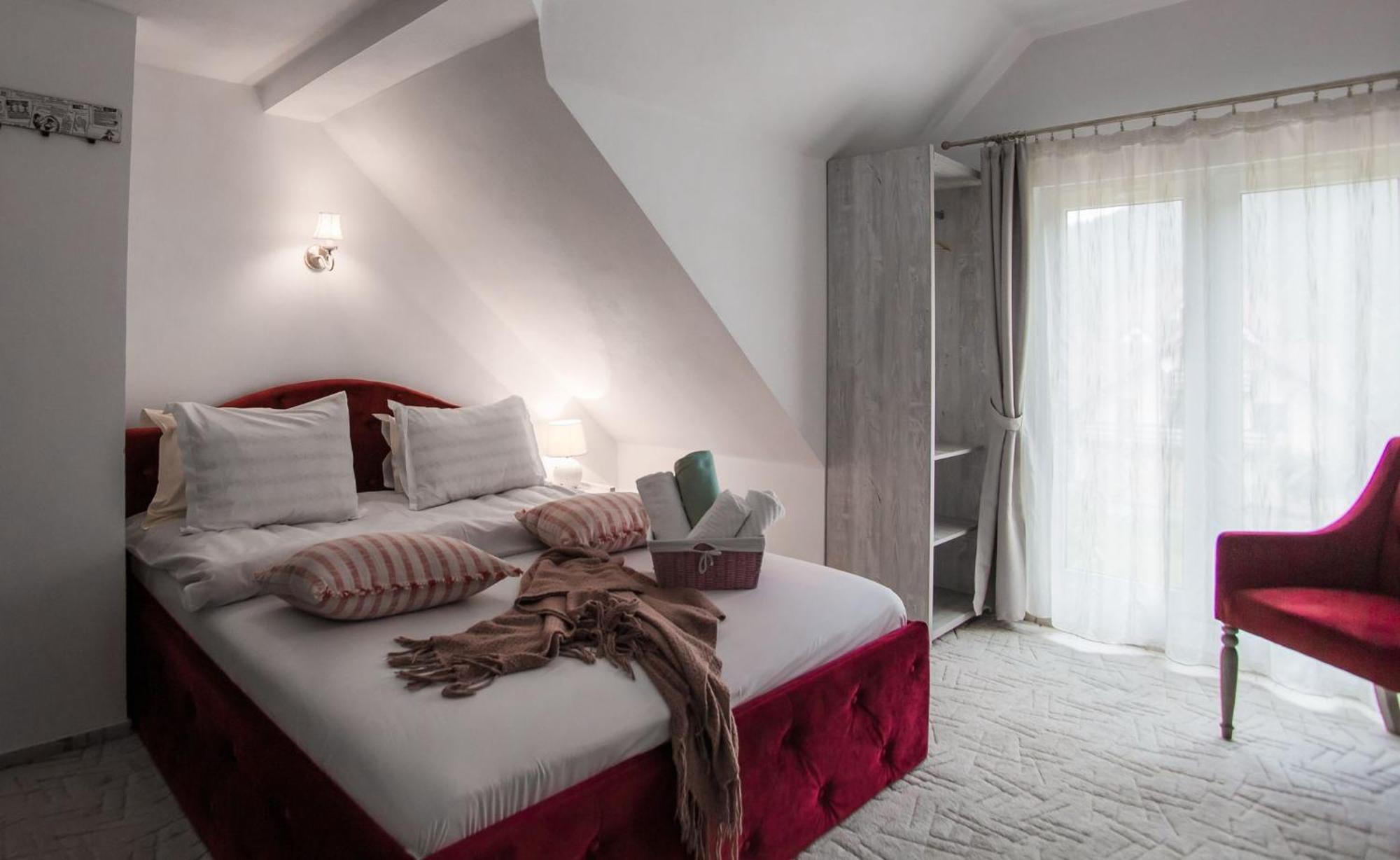 Anelisse Inn Moeciu De Sus Exteriör bild